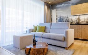 Vista Apartments